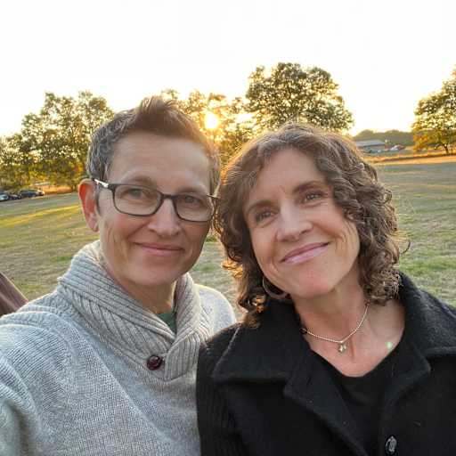 Profile image for pet sitters Leslie & Laura