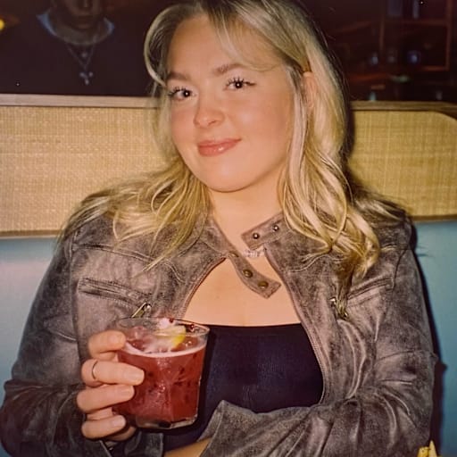 Profile image for pet sitter Jess