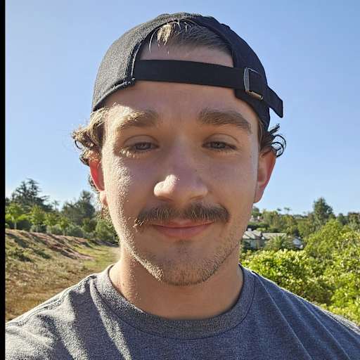 Profile image for pet sitter Ethan