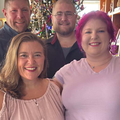 Profile image for pet sitters Jessica & Dave