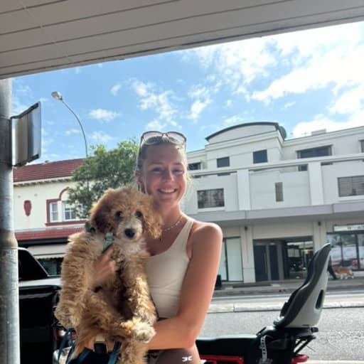 Profile image for pet sitter Eleanor