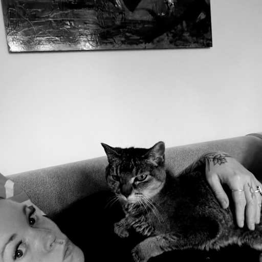 Profile image for pet sitter Elise