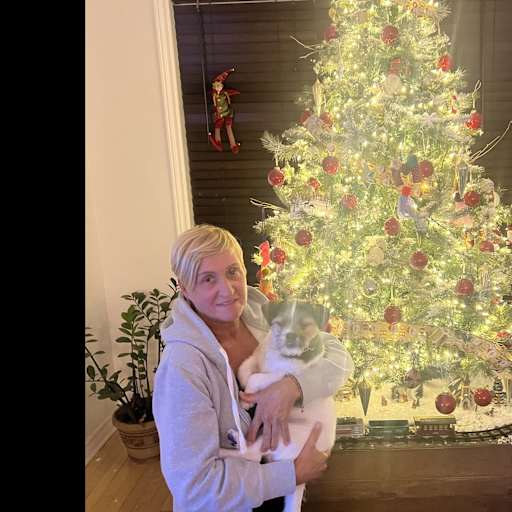 Profile image for pet sitter Diane