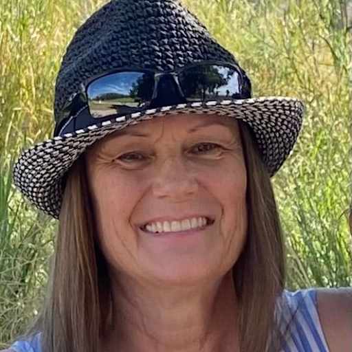 Profile image for pet sitter Charlene