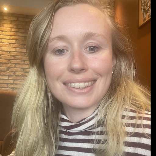 Profile image for pet sitter Louise