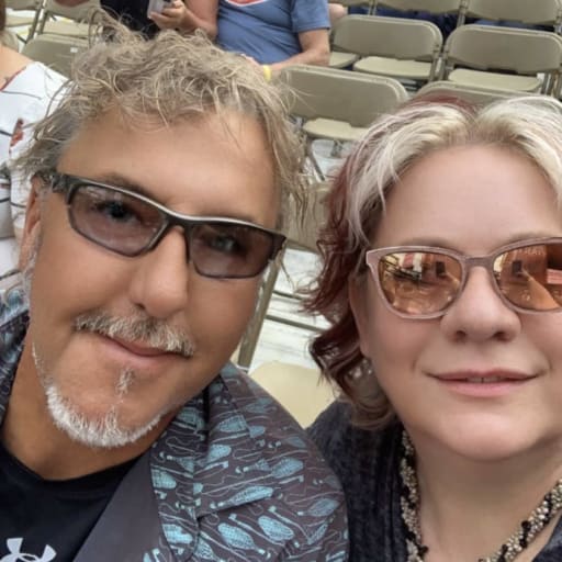 Profile image for pet sitters Cheri & Brian