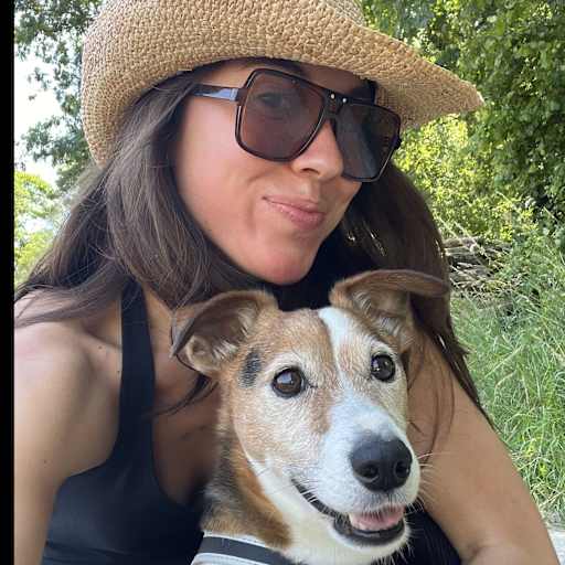 Profile image for pet sitter Emma