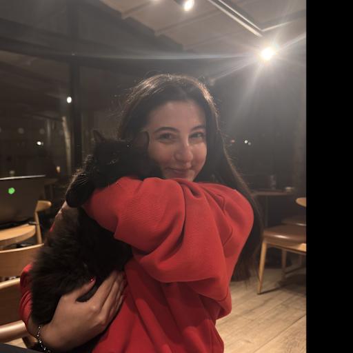 Profile image for pet sitter Aysu