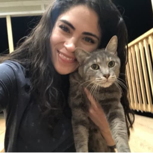 Profile image for pet sitter Cheyenne