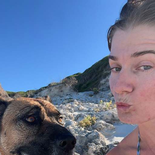 Profile image for pet sitter erin
