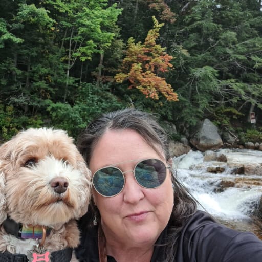 Profile image for pet sitter Pamela