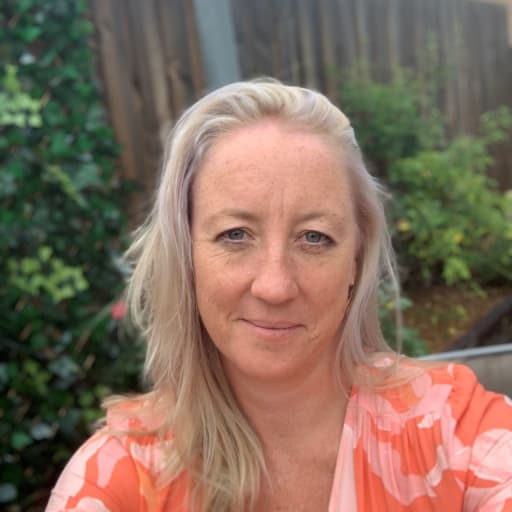 Profile image for pet sitters Nikki & Brad