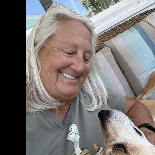 Profile image for pet sitter Kathy