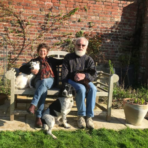 Profile image for pet sitters PAUL & Susan