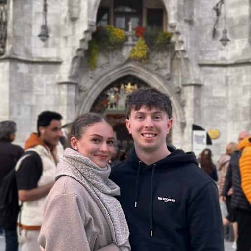 Profile image for pet sitters Laura & Ciarán