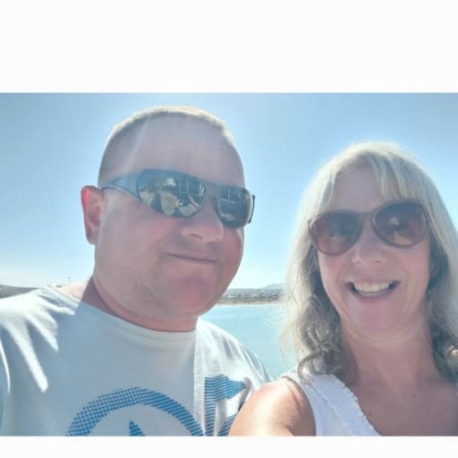 Profile image for pet sitters Linda & Graeme