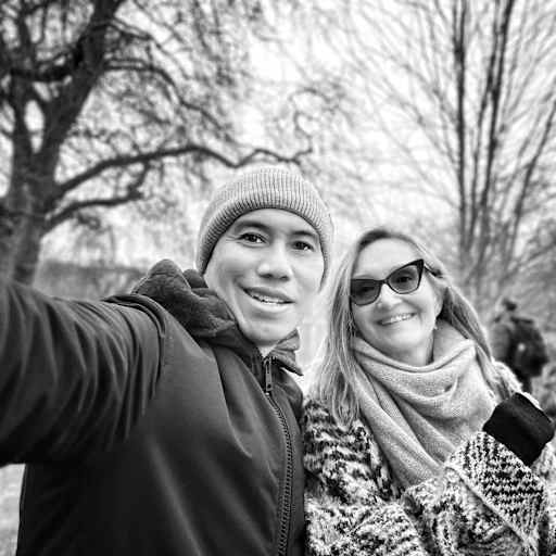 Profile image for pet sitters Viola & Rizal