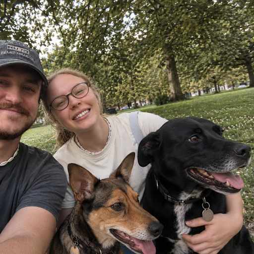 Profile image for pet sitters Dmitrii & Daria