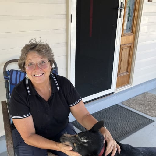 Profile image for pet sitter Darlene