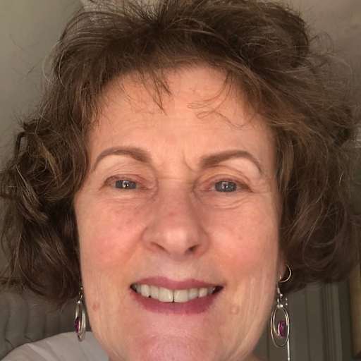 Profile image for pet sitter FIONA