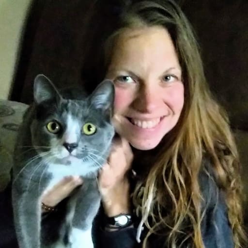 Profile image for pet sitter Gina