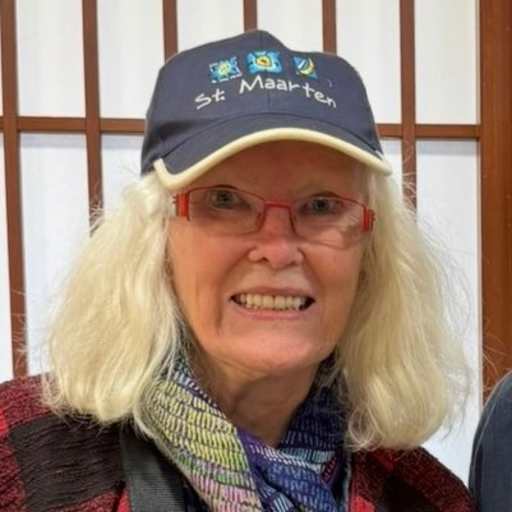 Profile image for pet sitter Diann