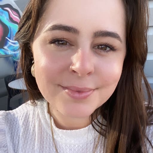 Profile image for pet sitter Liz
