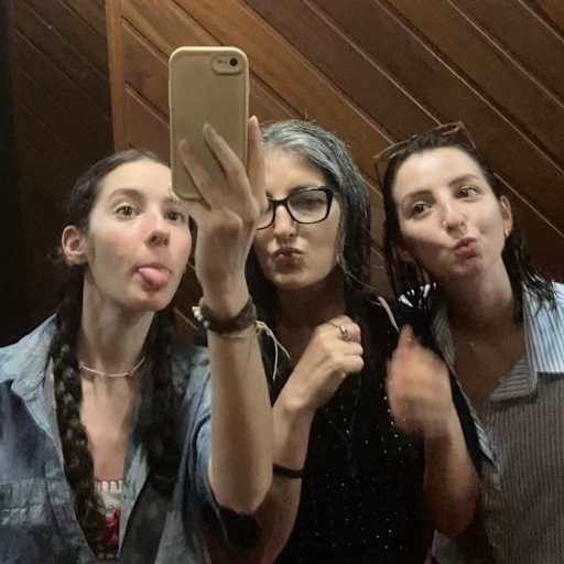 Profile image for pet sitters Ana Cristina & Ana Carolina