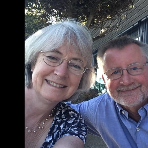 Profile image for pet sitters Yvonne & David