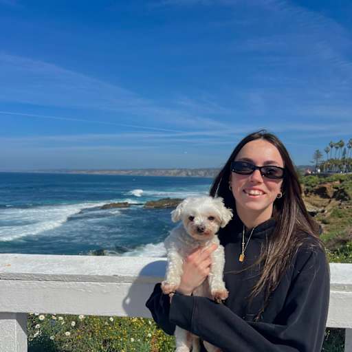 Profile image for pet sitter Bailey