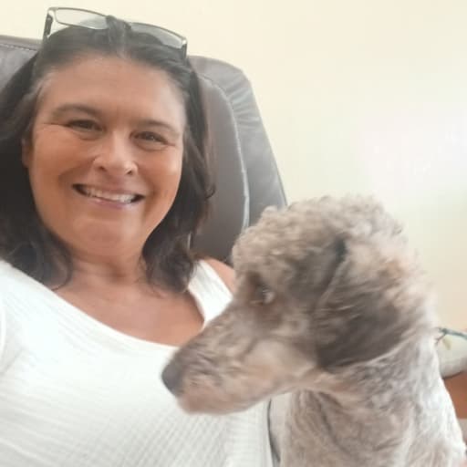 Profile image for pet sitter Ellen