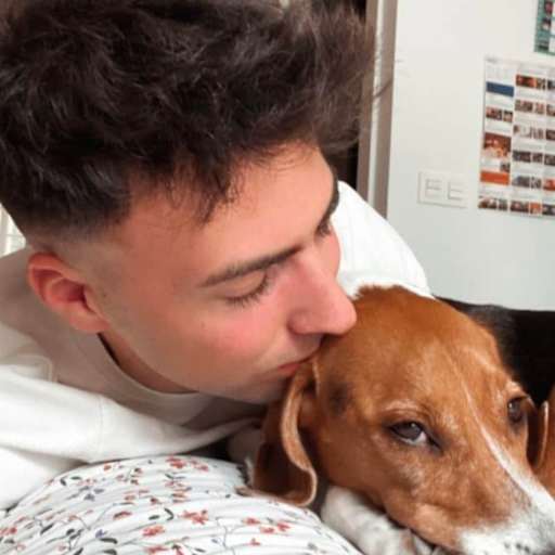 Profile image for pet sitter Adrien