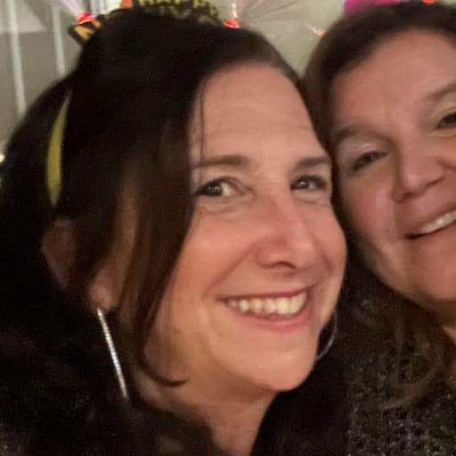Profile image for pet sitter Cheryl