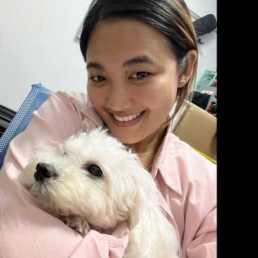 Profile image for pet sitter Maria Camille