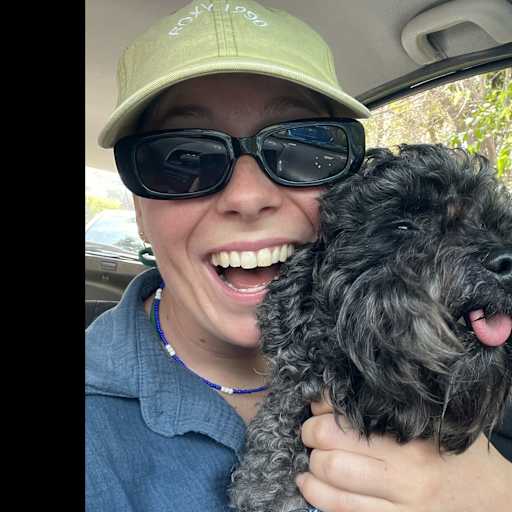 Profile image for pet sitter Annick