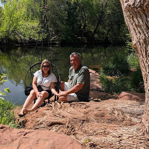 Profile image for pet sitters Carrie & Joe