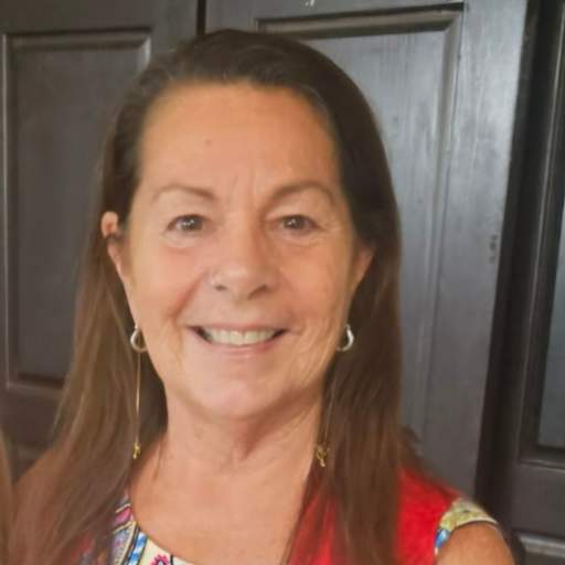 Profile image for pet sitter Karen