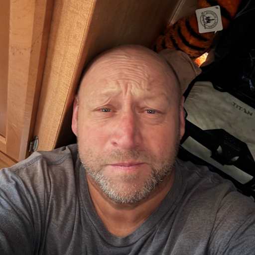 Profile image for pet sitter BRETT