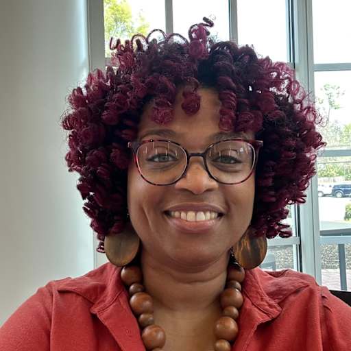 Profile image for pet sitter Aloma