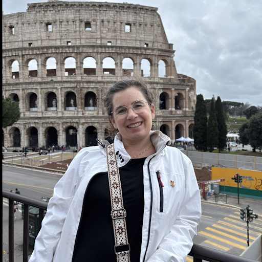 Profile image for pet sitter Lucia