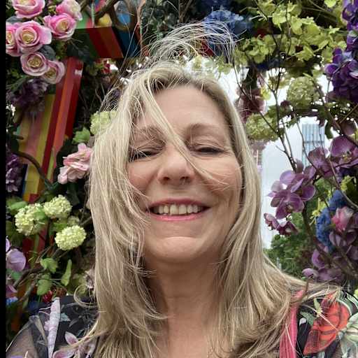 Profile image for pet sitter Robin