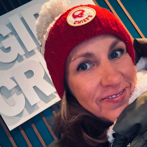 Profile image for pet sitter Jennefer