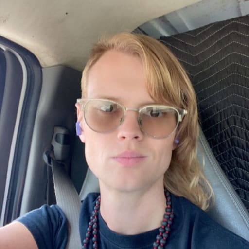 Profile image for pet sitters logan & Karrissa