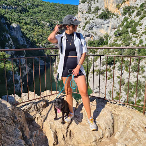 Profile image for pet sitter Nabila