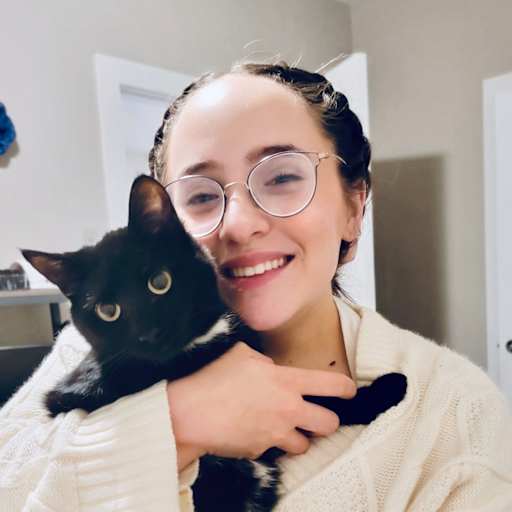 Profile image for pet sitter Gabriela
