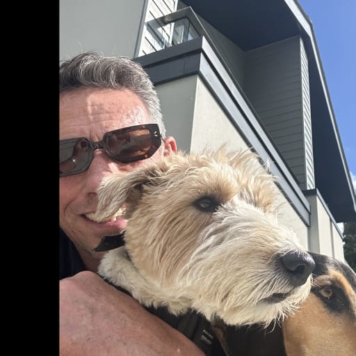 Profile image for pet sitter andrew