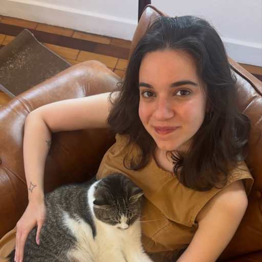 Profile image for pet sitter Fernanda