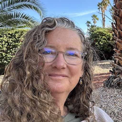 Profile image for pet sitter Lynn