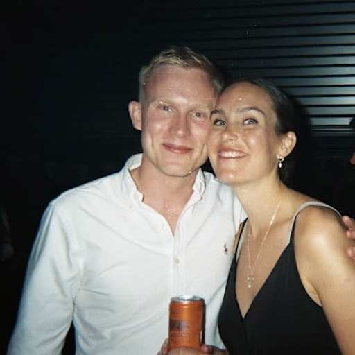 Profile image for pet sitters Joshua & Agnes