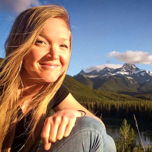 Profile image for pet sitter Sara